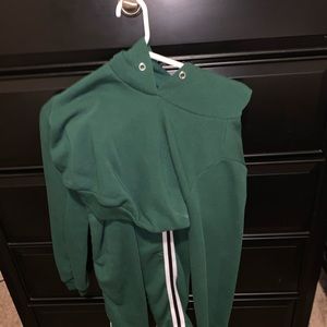 2 piece crop jogging set